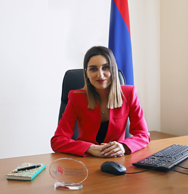  Վարչապետից մինչև նախագահ և հանրային ծառայող. ինչպես կգործի վարքագծի կանոնագիրքը․ Factor.am-ը զրուցել է ԿԿՀ անդամ Լիլիթ Ալեքսանյանի հետ