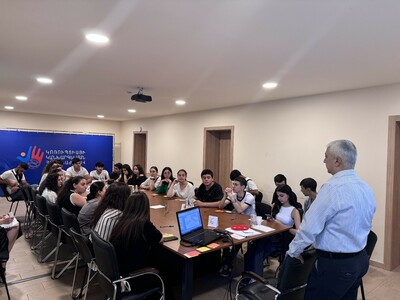 Երևանի տարածաշրջանային N 2 պետական քոլեջի ուսանողների այցը Կոռուպցիայի կանխարգելման հանձնաժողով